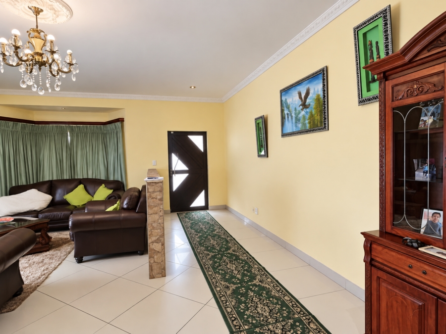4 Bedroom Property for Sale in Montana Western Cape